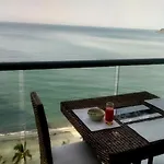Apartamento Vacacional En Santa Marta Colombia frente a la Playa